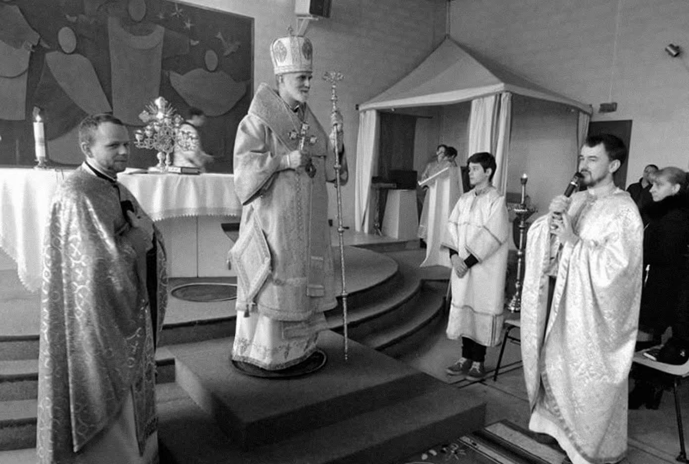 Дізнайтеся, як почалася наша парафія